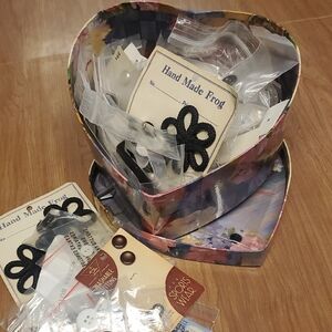 Heart-Shaped Craft Box with Miscellaneous Bottons And Closures